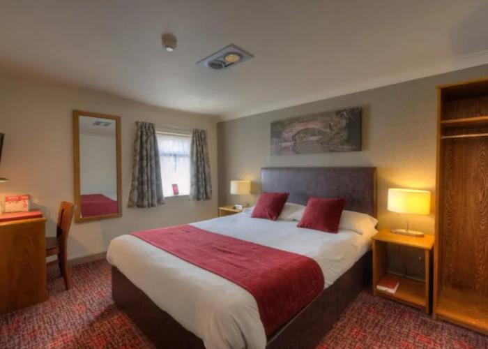 The Elms Hotel