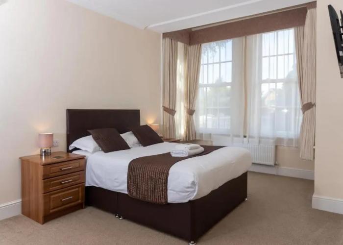 The Lawns Guest House