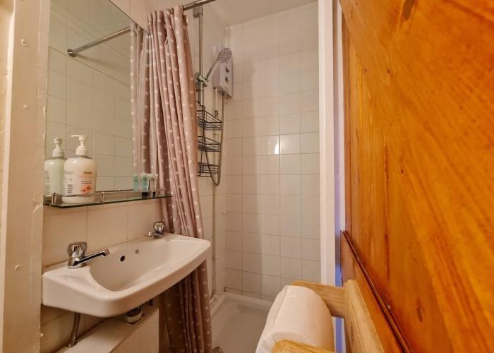 Apartment 17th-century1bed/studio/petsok/garden/wifi