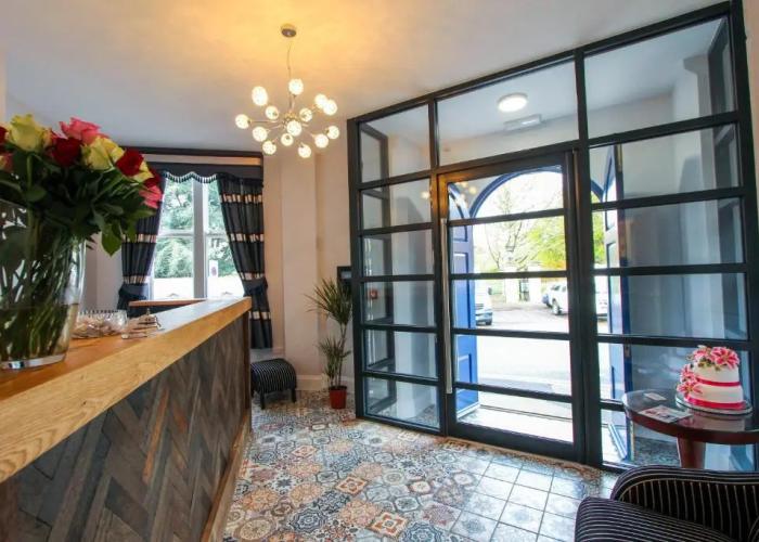 Kings Park Hotel