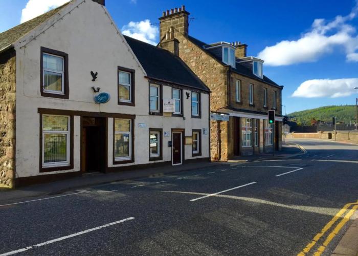 OYO Eastbank Hotel, Speyside Scotland