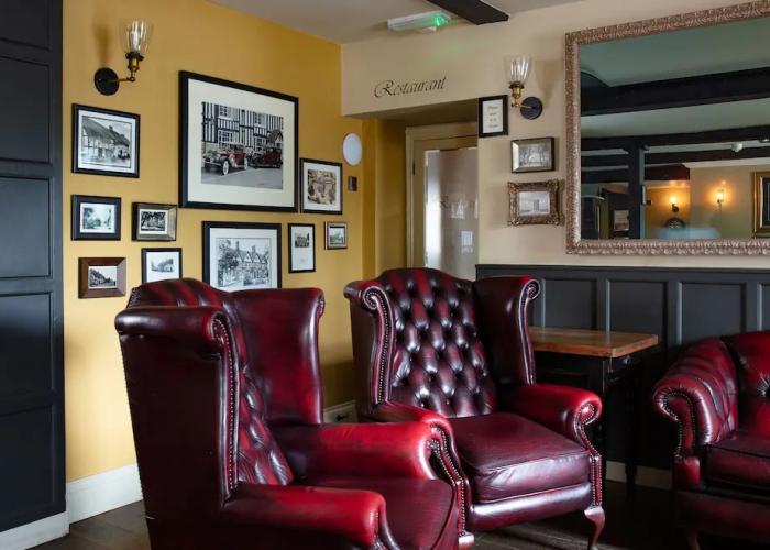 Broom Hall Inn