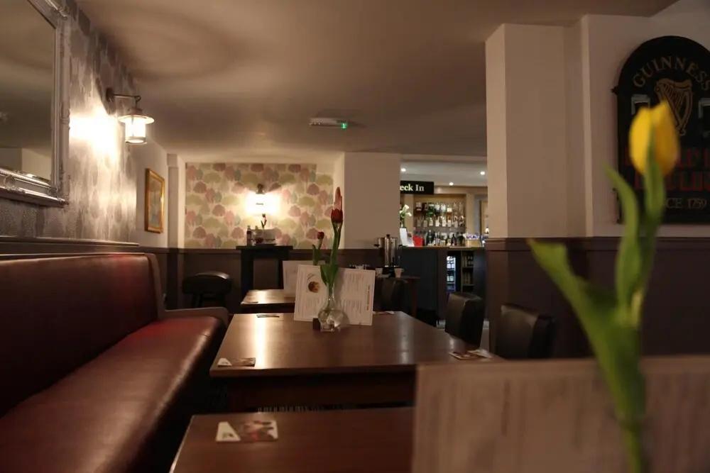 фото Alcester Inn
