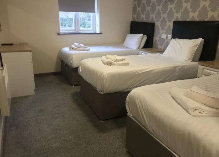 Alcester Inn
