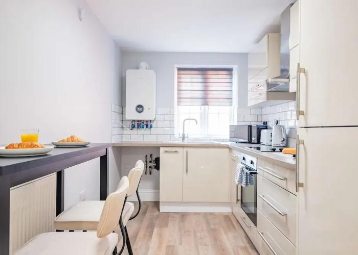 Host Stay Bridge Street Studio