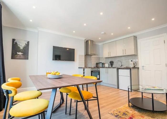 Host Stay Bridge Street Penthouse Apartment