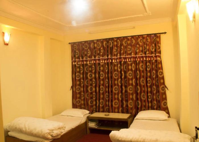 Pradhan House Homestay with Garden
