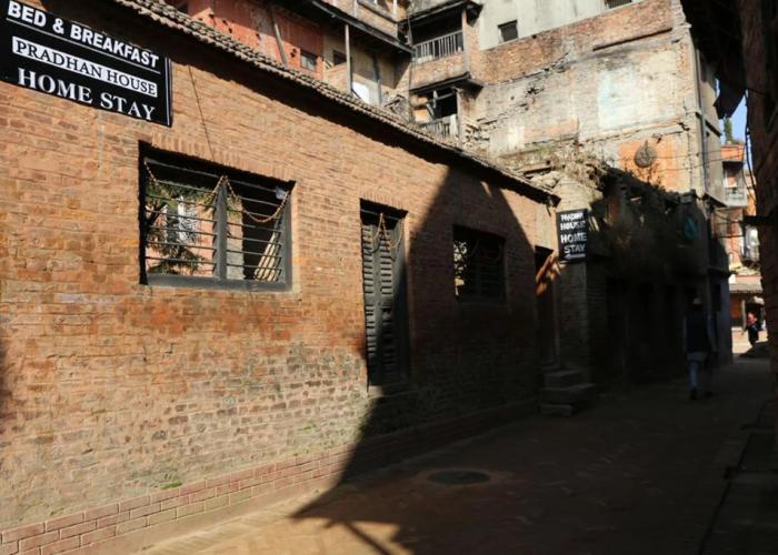 Pradhan House Homestay with Garden