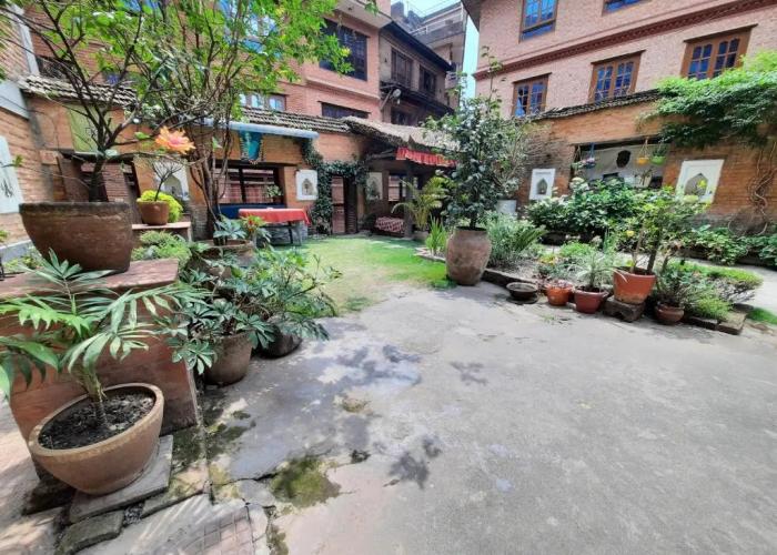 Pradhan House Homestay with Garden