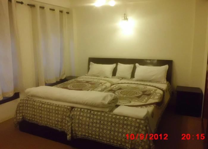 Hira Guest House