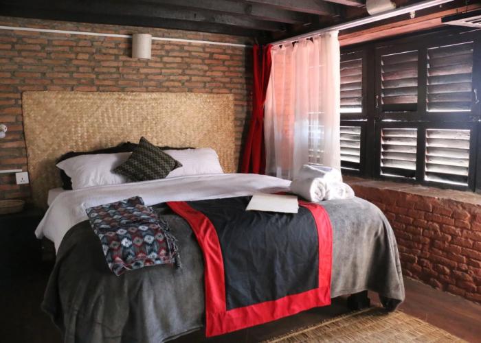 Hira Guest House