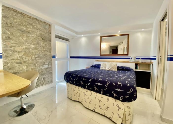 Giovanni Rooms Manarola
