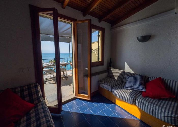 La Lampara Sea View Terrace Apartment With AC