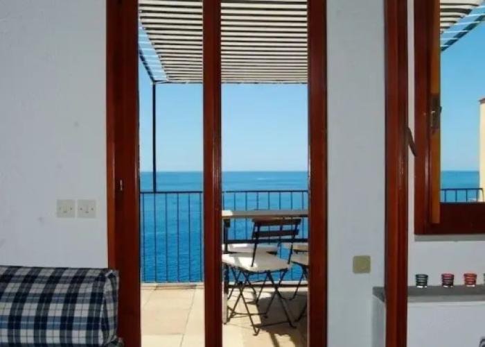 La Lampara Sea View Terrace Apartment With AC