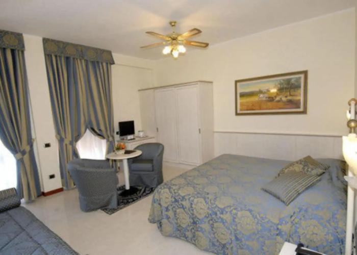 Hotel Porto Roca