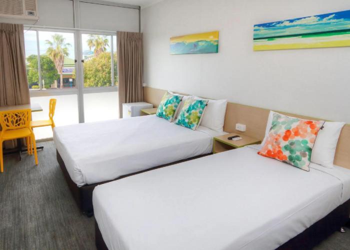 Palm Beach Hotel