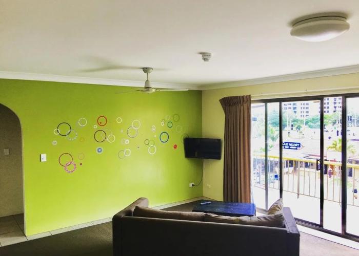 Maxmee Resort (formally Surfers Paradise Backpackers)