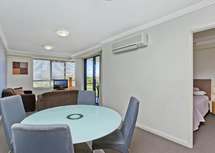 Aqualine Apartments