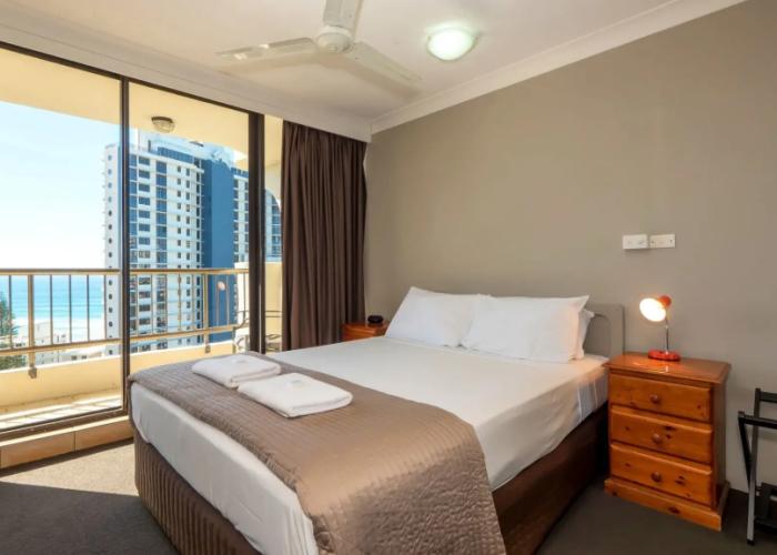 Aristocrat Apartments