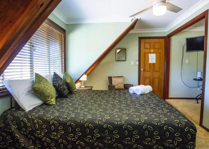 Ainslie Manor B&B
