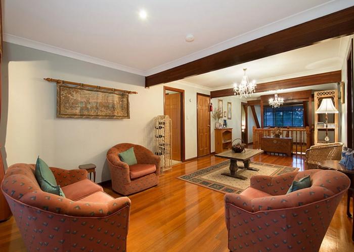 Ainslie Manor B&B