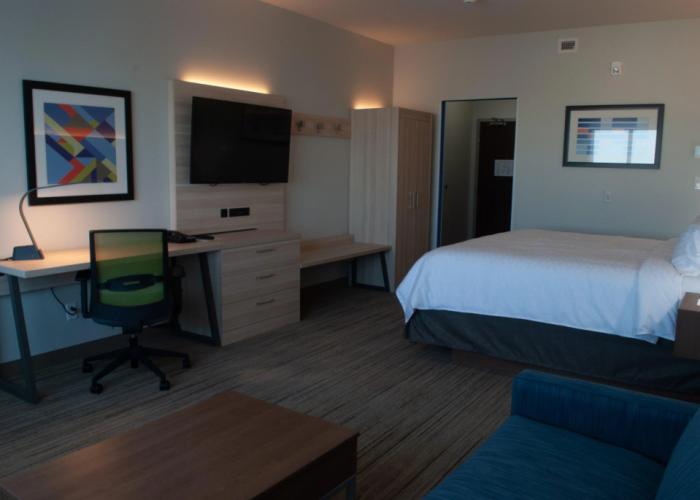 Holiday Inn Express & Suites Edmonton N - St. Albert by IHG