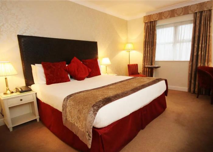 Red Hall Hotel
