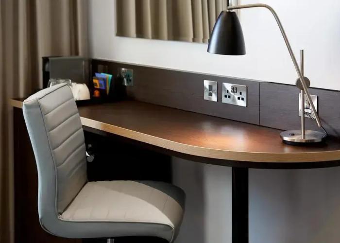 Premier Inn Manchester Salford Quays