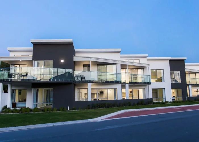 Reflections by Rockingham Apartments
