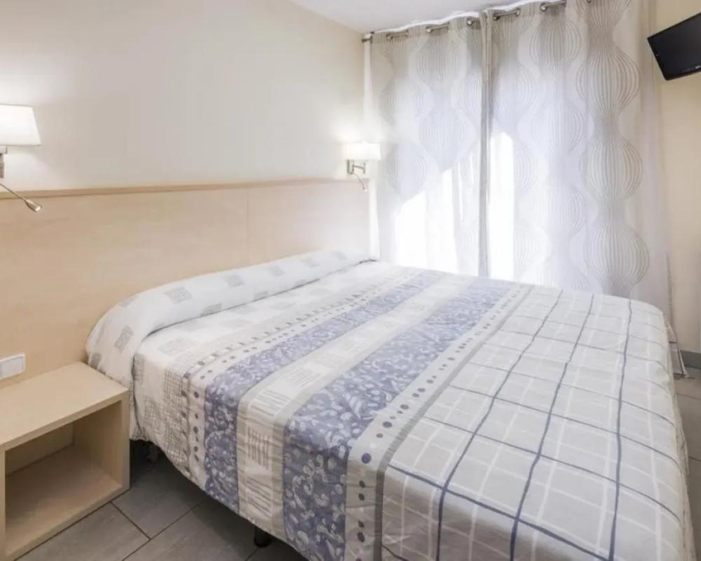 фото Hostal Solimar