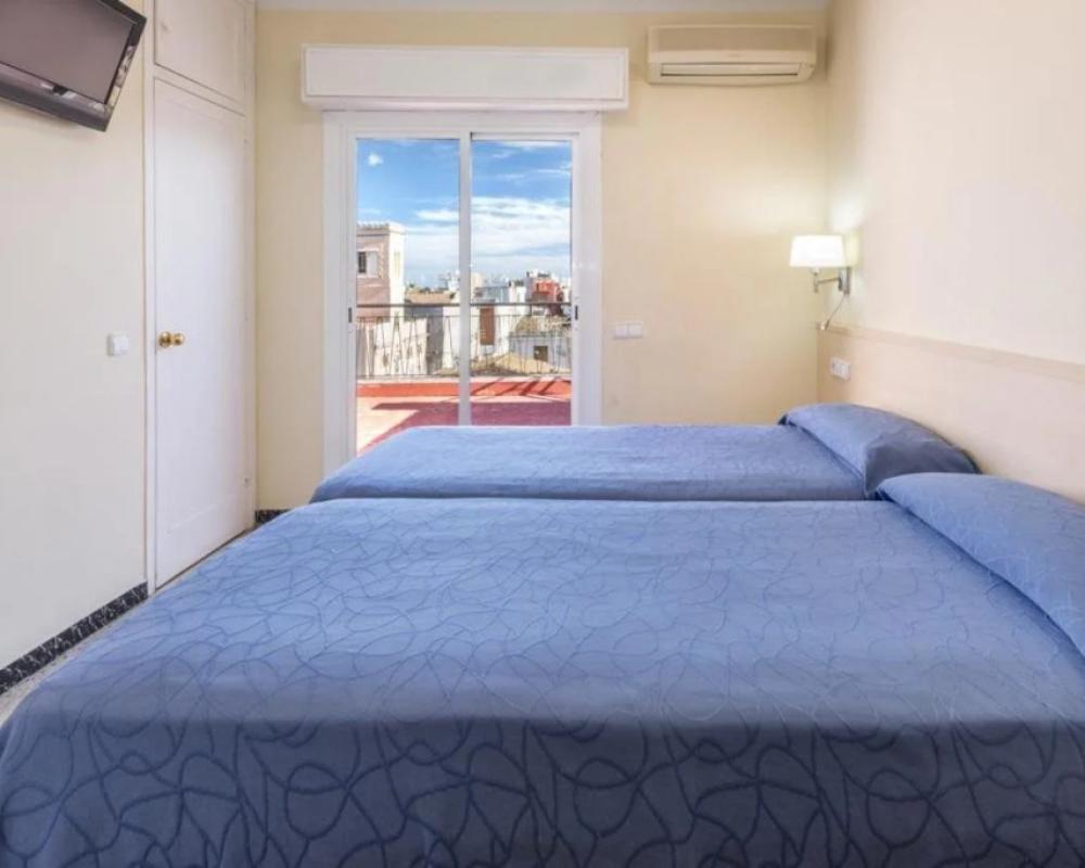 фото Hostal Solimar