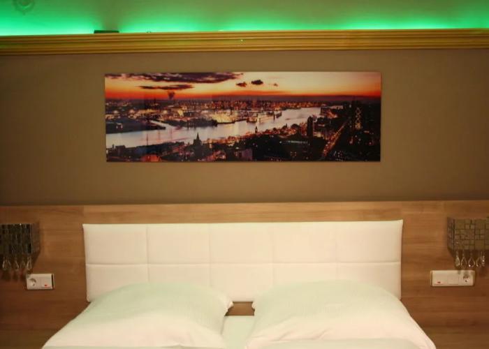 C&S Hotel
