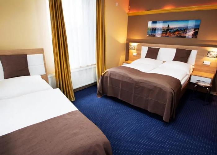 C&S Hotel