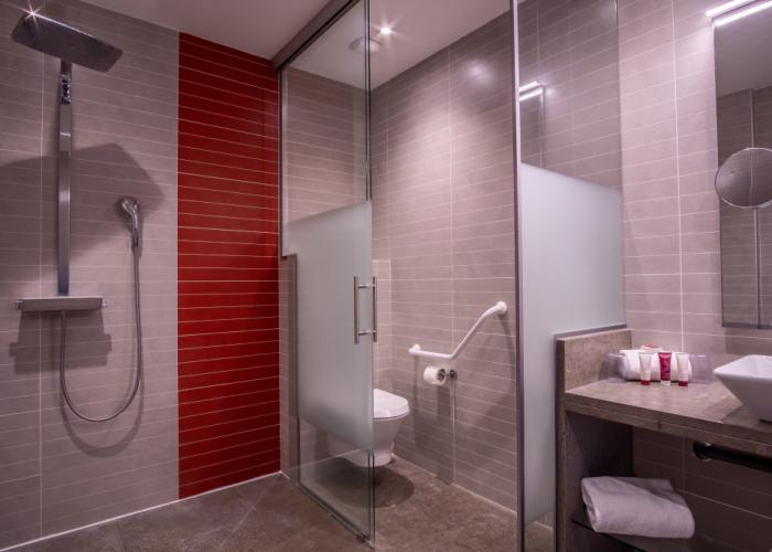 Kyriad Prestige Lyon Est - Saint Priest Eurexpo Hotel and Spa