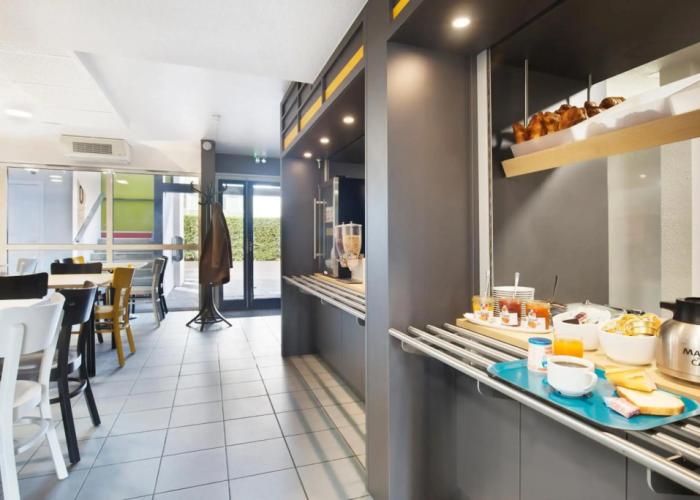 B&B HOTEL Lyon Saint-Priest