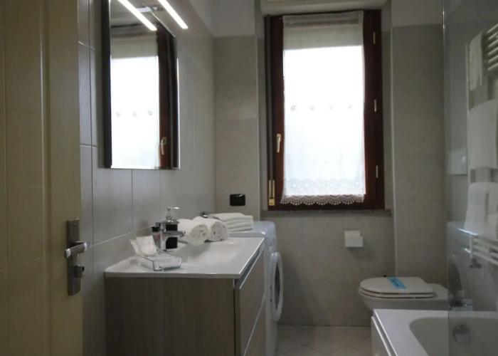 HQ Aparthotel Milano Inn - Smart Suites