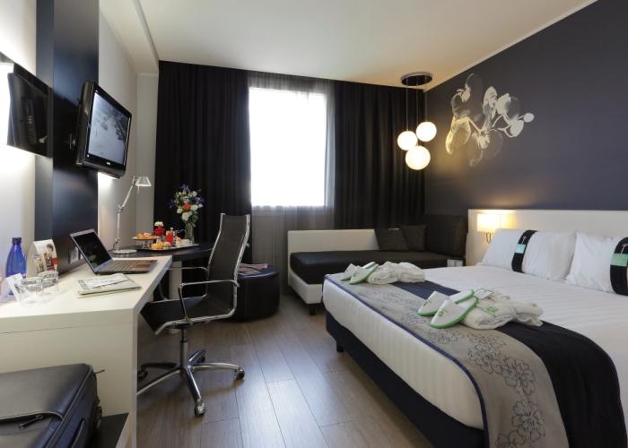 Holiday Inn Milan Nord Zara by IHG