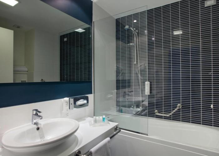 Holiday Inn Milan Nord Zara by IHG