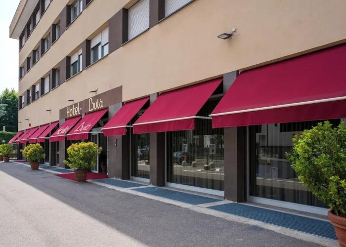 Hotel Bulà