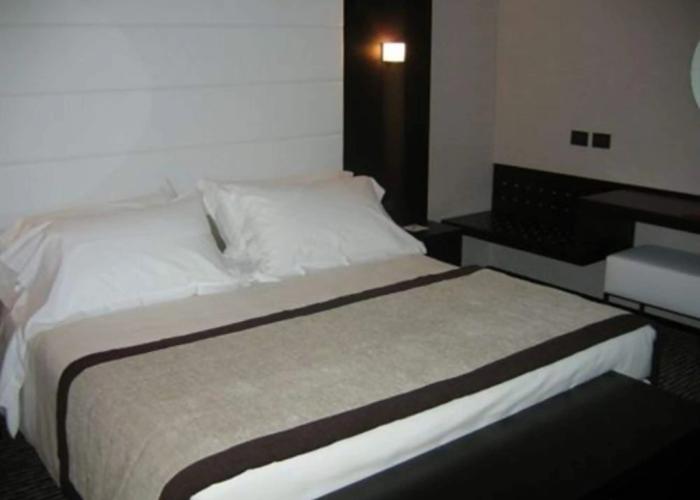 H2C Hotel Milanofiori