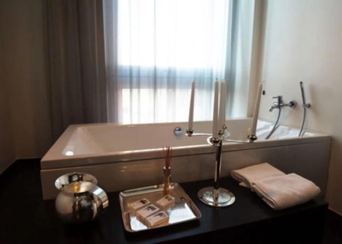 H2C Hotel Milanofiori