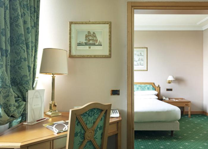 Royal Garden Hotel