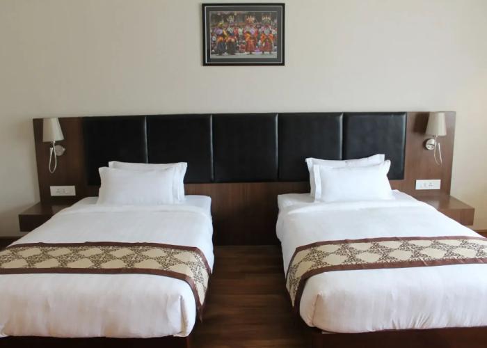 Ariya Hotel