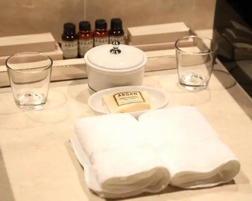 фото Urban Villa Konaya Hotel