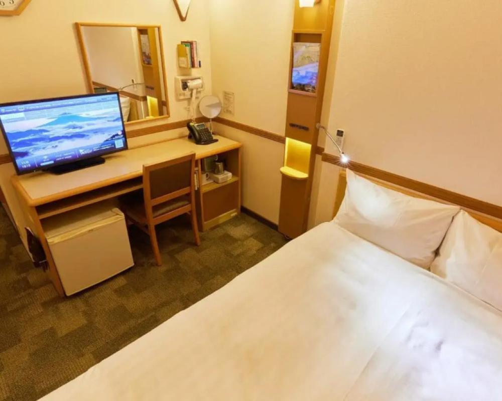 фото Toyoko Inn Kofu Station Minami 1