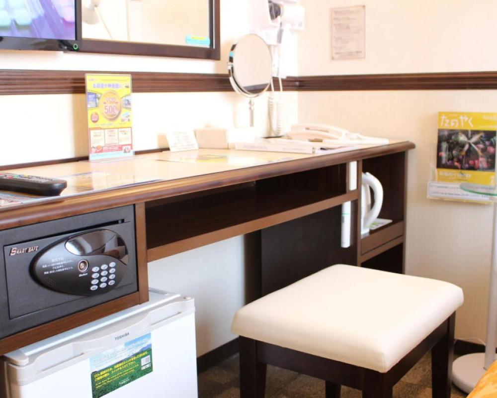 фото Toyoko Inn Kofu Station Minami 1