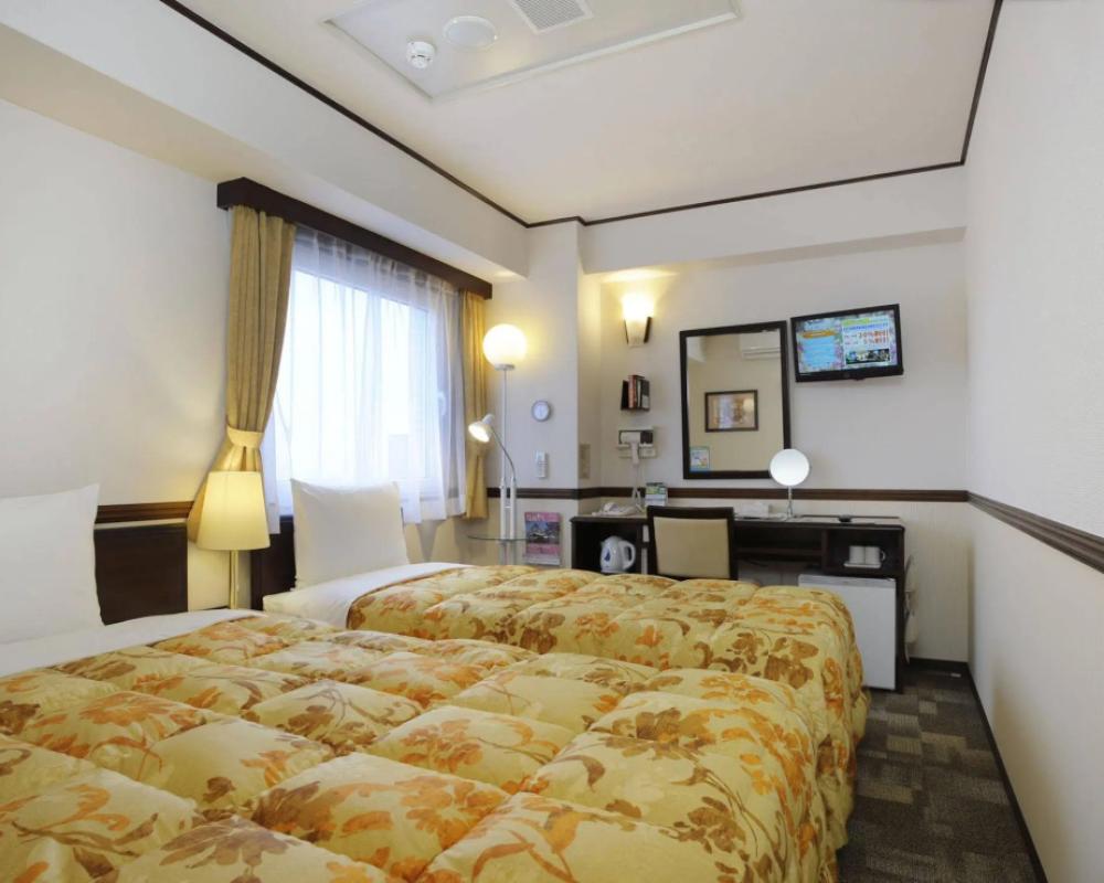 фото Toyoko Inn Kofu Station Minami 1