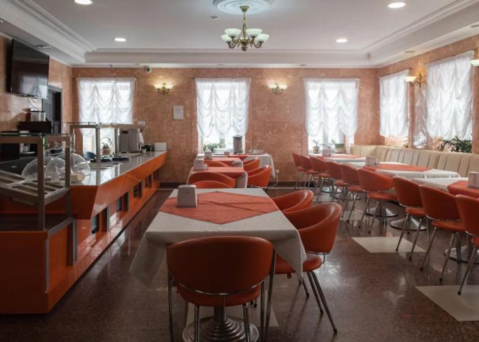 Bakkara Complex Hotel