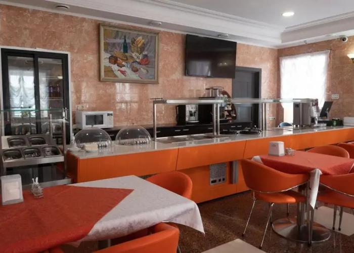 Bakkara Complex Hotel