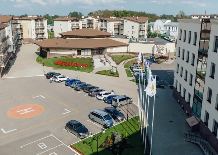 Gostinechniy Kompleks Lyubim